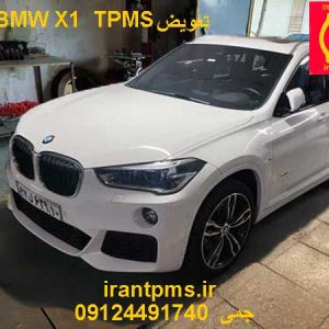 bmw x1 در حال تعویض سنسور باد لاستیک