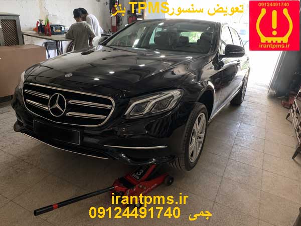 بنز ای 250 در حال تعویض سنسور باد
